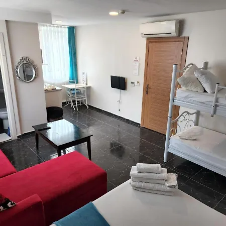 216 Turkuaz Suites Lejlighedshotel Istanbul