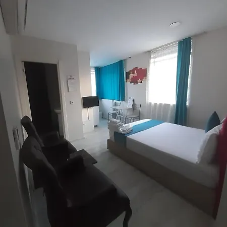 216 Turkuaz Suites *